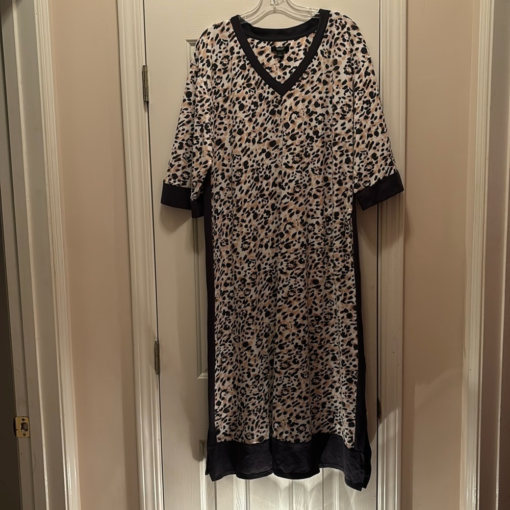 Simply Vera Nightgown